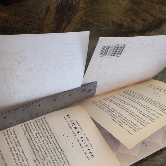 Harry Potter Mixed Bundle of Books & DVDs (set of 5) Sorcerers Stone Chamber - Picture 6 of 16